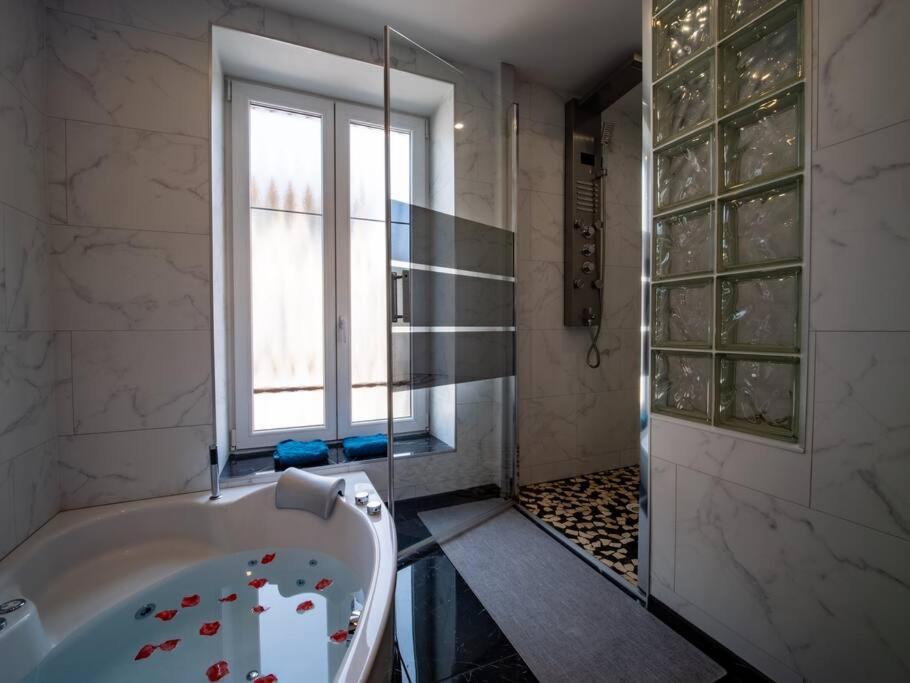 Mega Jeanne D'Arc Billard Baby Foot Logements Insolites Nancy Luaran gambar