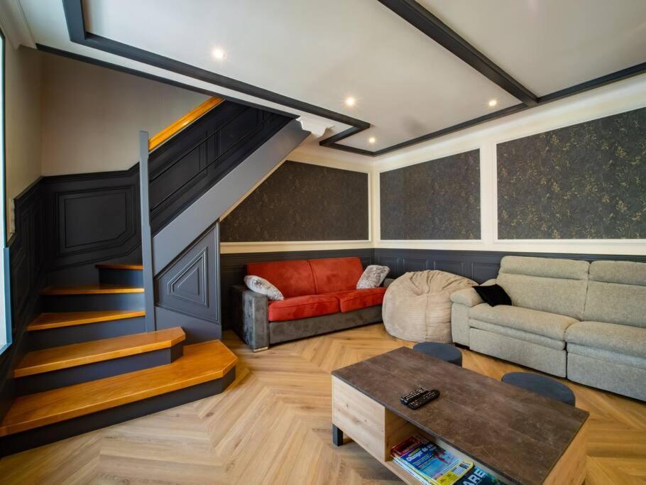 Mega Jeanne D'Arc Billard Baby Foot Logements Insolites Nancy Luaran gambar